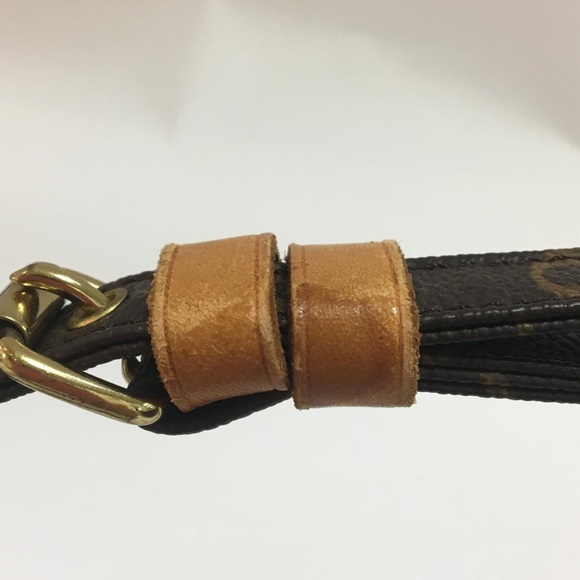 AUTHENTIC Louis Vuitton Amazon Crossbody Women’s Bag - Picture 9 of 10